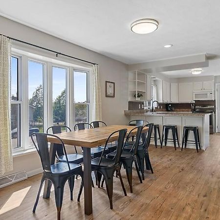Roomy 5 Bed 3 Bath Fire Place Large Outdoor Space Rapid City Bagian luar foto