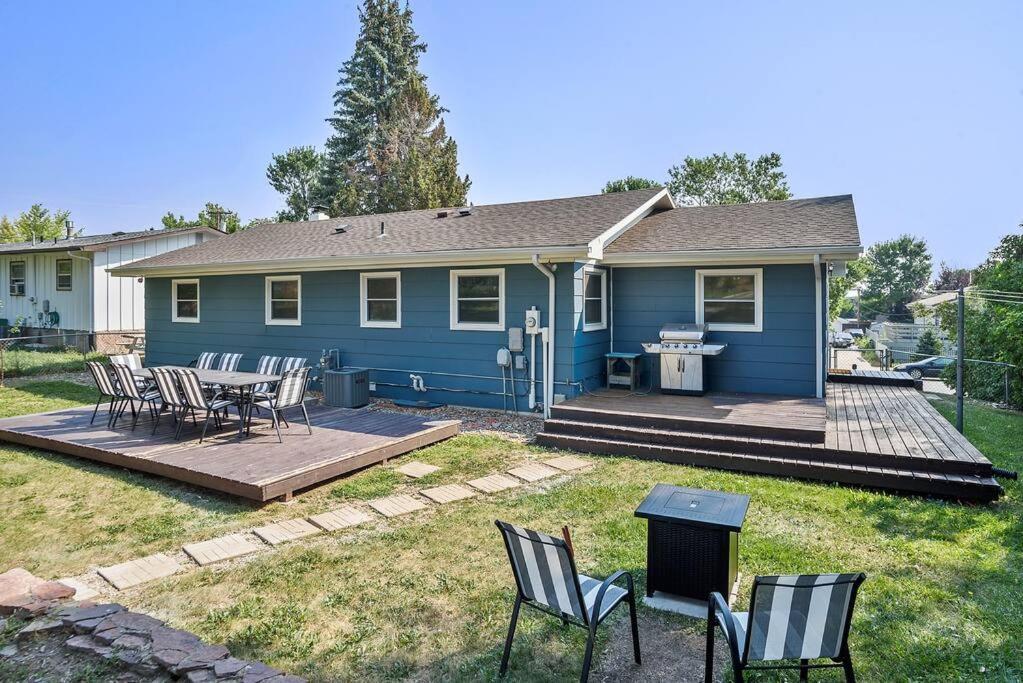Roomy 5 Bed 3 Bath Fire Place Large Outdoor Space Rapid City Bagian luar foto